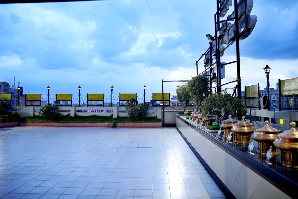 Sitara Paradise Hotel Hyderabad Exterior photo